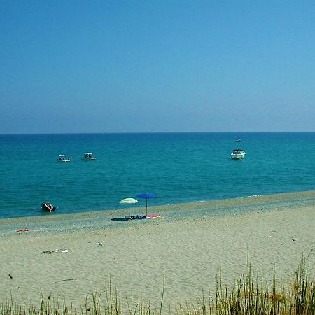 Diving Center Punta Stilo Apartman Kültér fotó