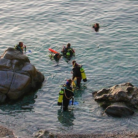 Diving Center Punta Stilo Apartman Kültér fotó