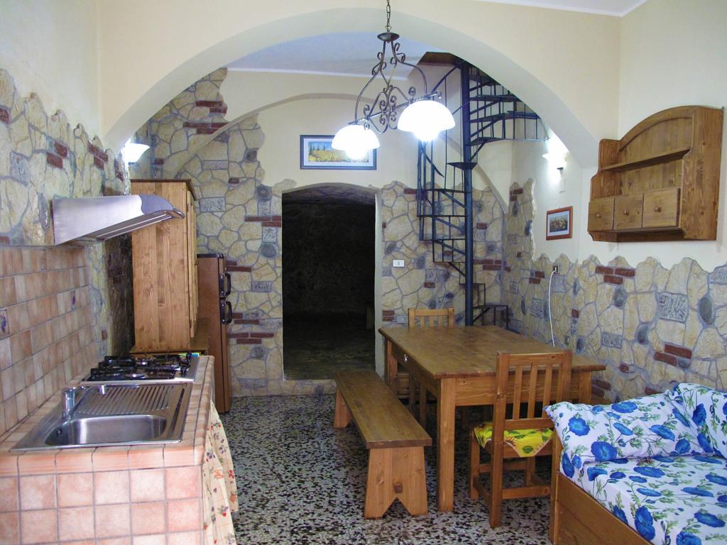 Diving Center Punta Stilo Apartman Szoba fotó