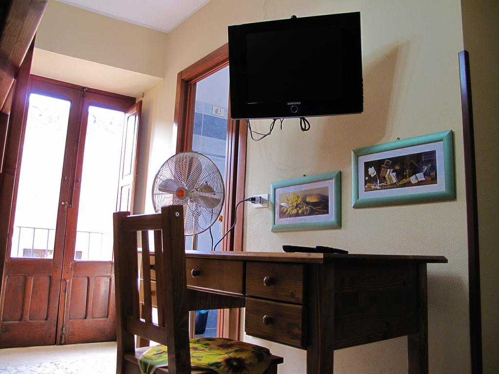 Diving Center Punta Stilo Apartman Szoba fotó