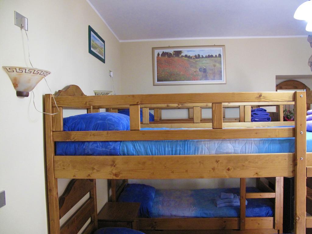 Diving Center Punta Stilo Apartman Szoba fotó